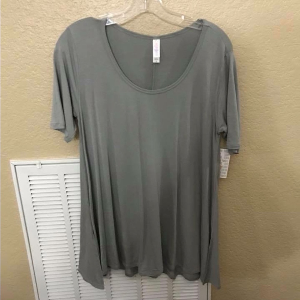 Lularoe perfect T